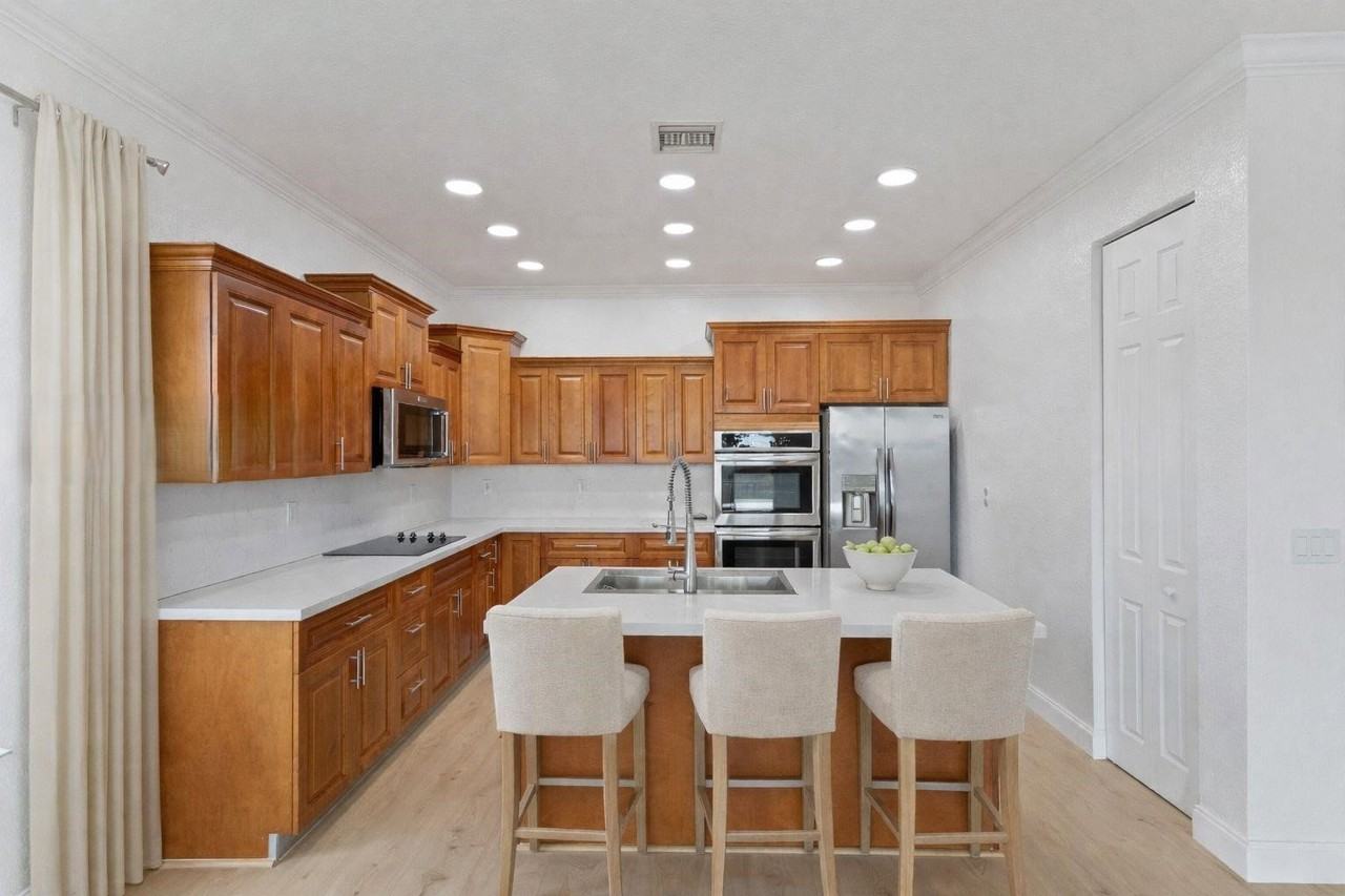 4116 Sw 179th Way - Photo 4 of 8