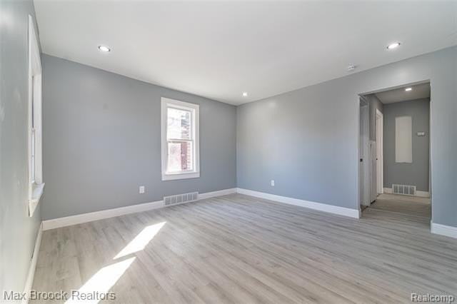 9327 Schaefer Hwy - Photo 6 of 45