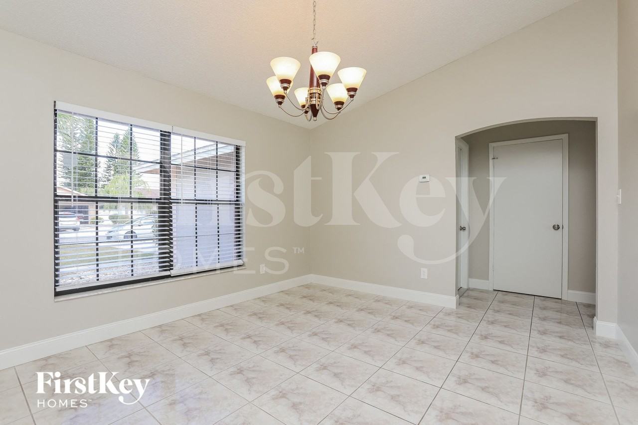 2778 Muscatello St - Photo 5 of 15