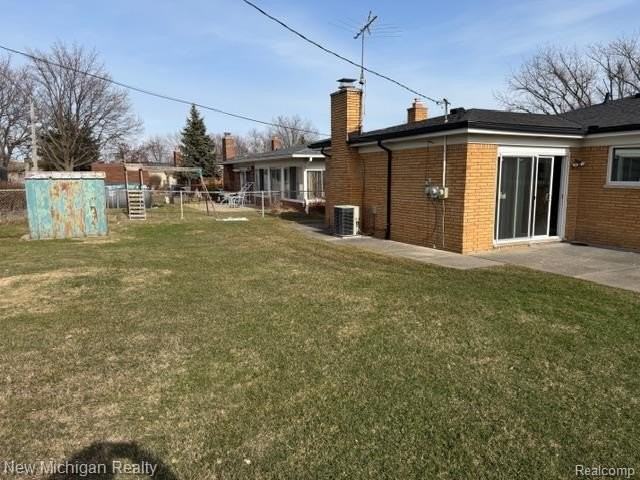 34551 Richard O Dr - Photo 3 of 28