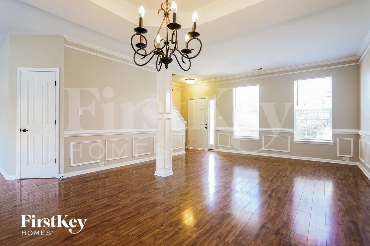 1403 Paulonia Way - Photo 7 of 15