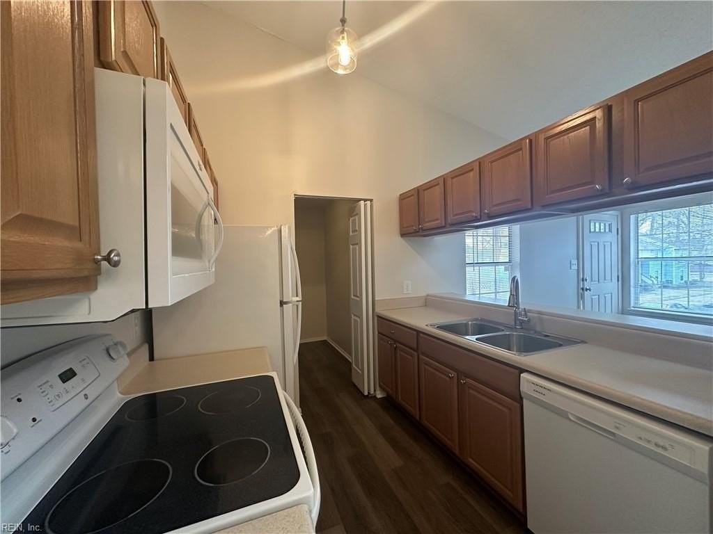 314 Thalia Station Ct - Photo 7 of 17