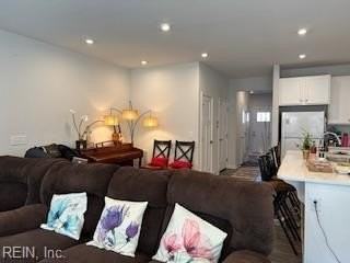 529 Bright Red Run - Photo 6 of 26