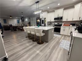 featured image of 1614 Hawthorne Dr