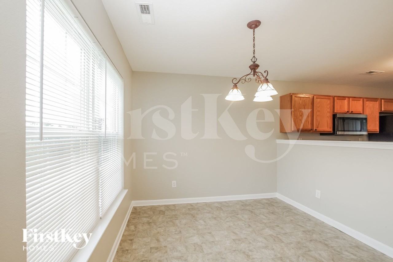 11720 Winter Pine Ln - Photo 6 of 15