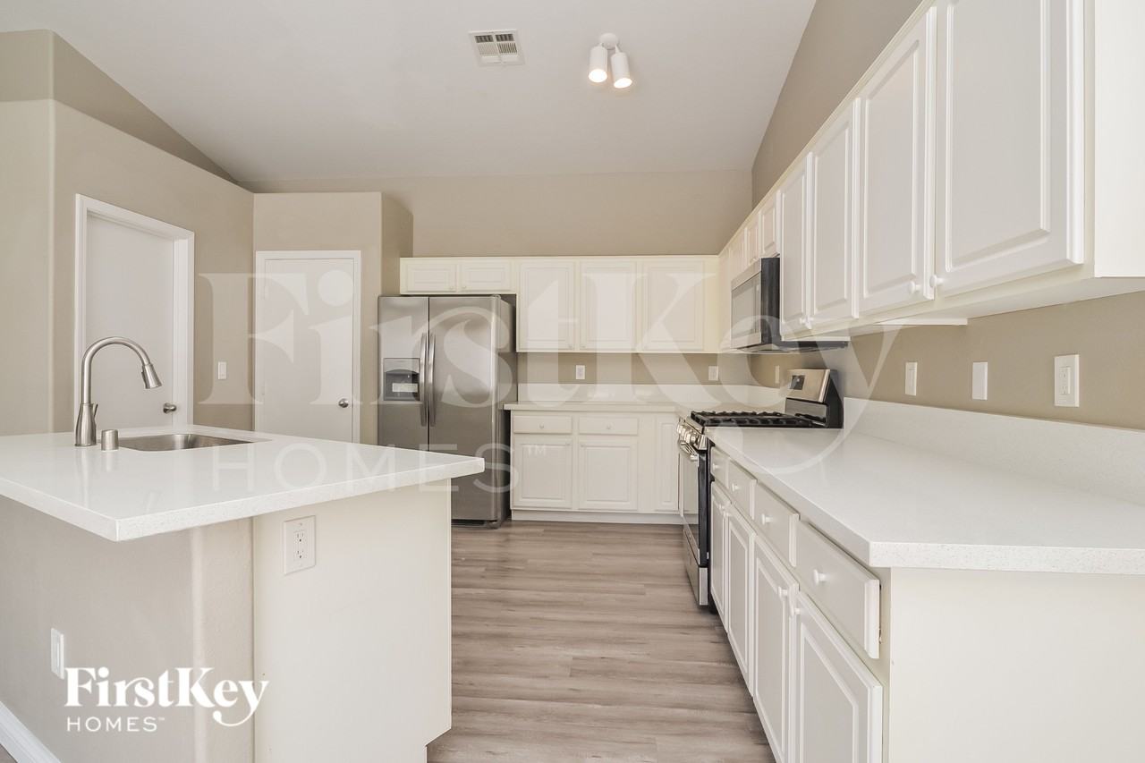 3741 White Angel Dr - Photo 5 of 14