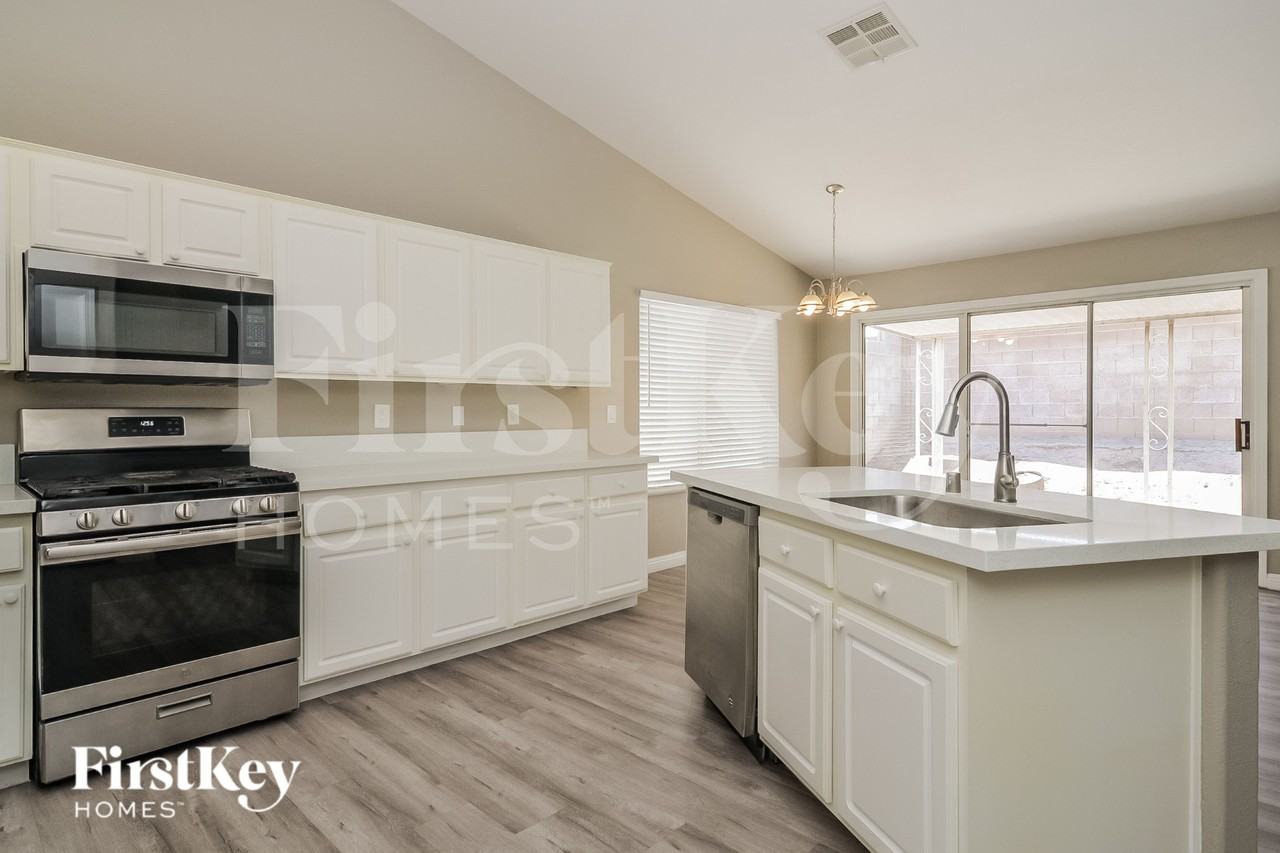 3741 White Angel Dr - Photo 7 of 14