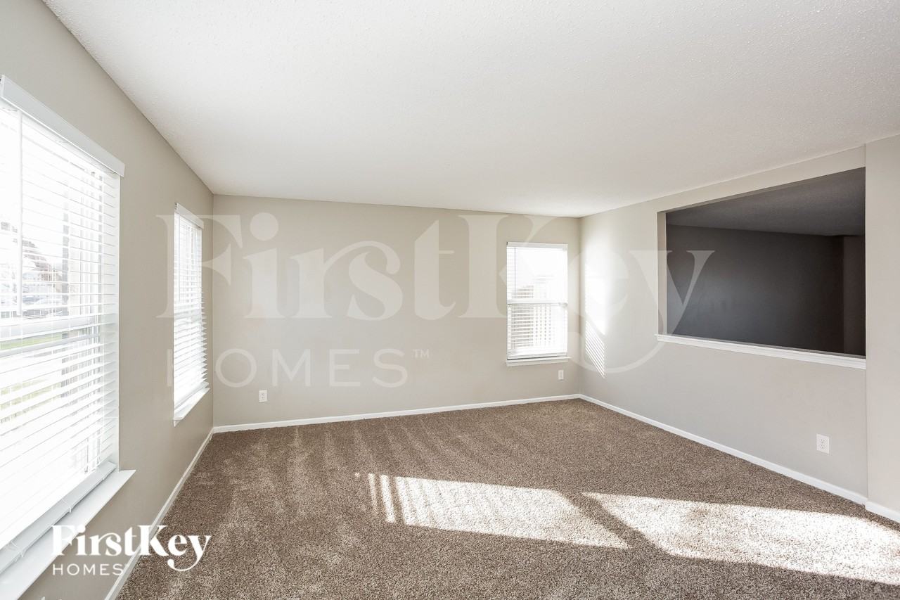 9936 Boysenberry Dr - Photo 3 of 15