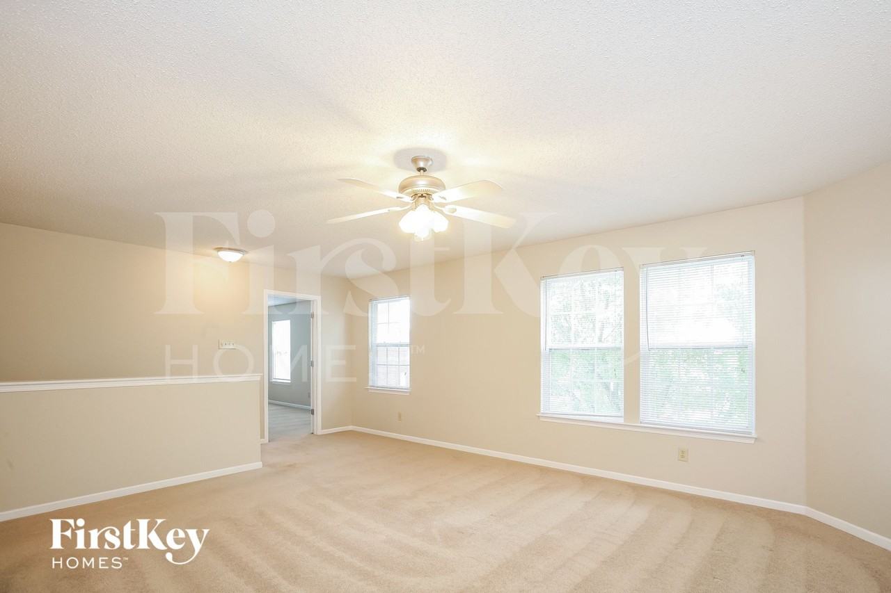 8827 Browns Valley Ct - Photo 3 of 15