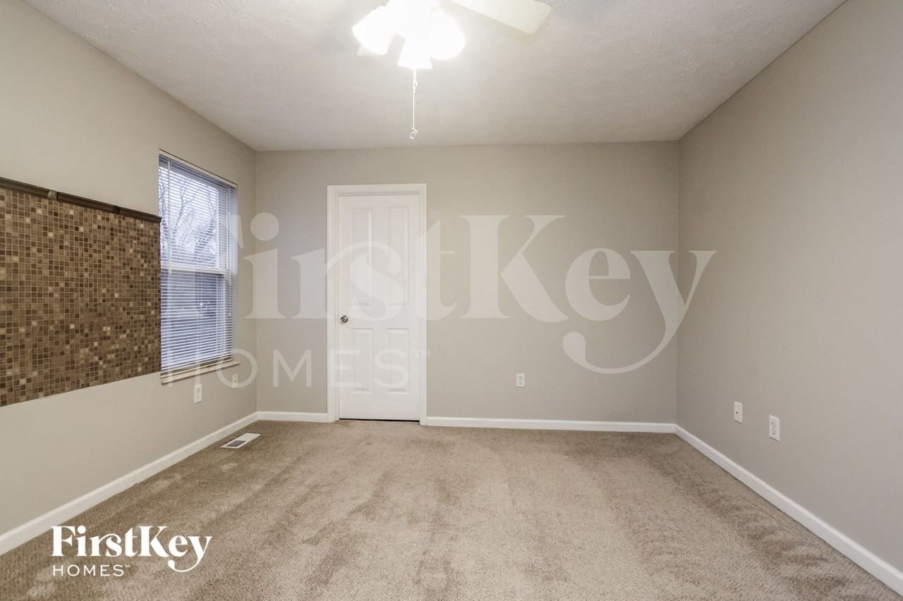 88 Bradford Ct - Photo 6 of 15