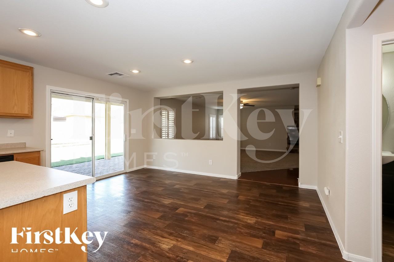 8213 Calico Wind St - Photo 6 of 18