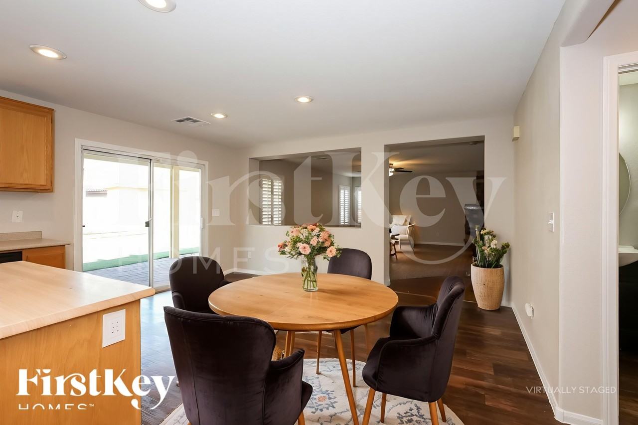 8213 Calico Wind St - Photo 7 of 18