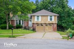 7918 Nw 85th Ter - Photo 1 of 1