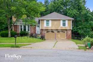 7918 Nw 85th Ter - Photo 1 of 1