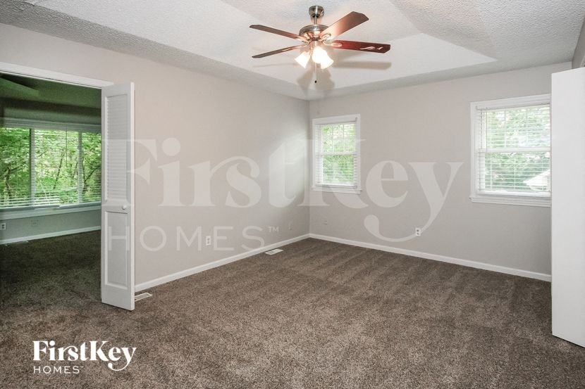 7918 Nw 85th Ter - Photo 7 of 15