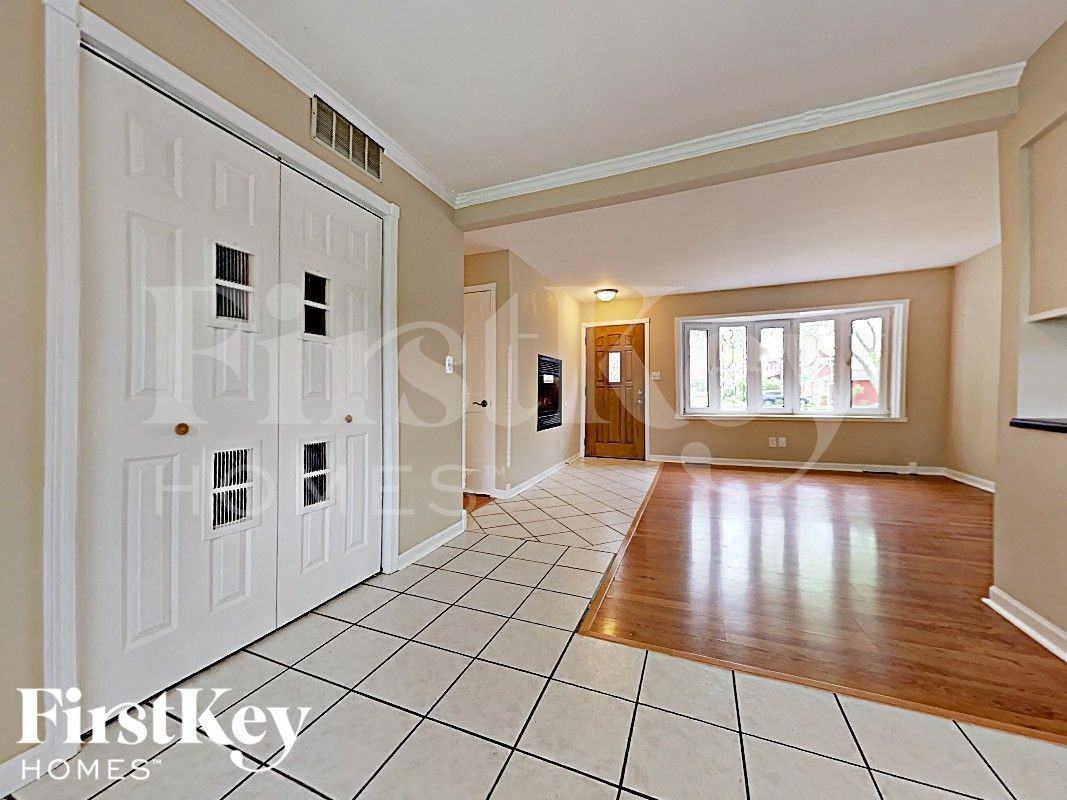 786 N Shore Dr - Photo 6 of 16