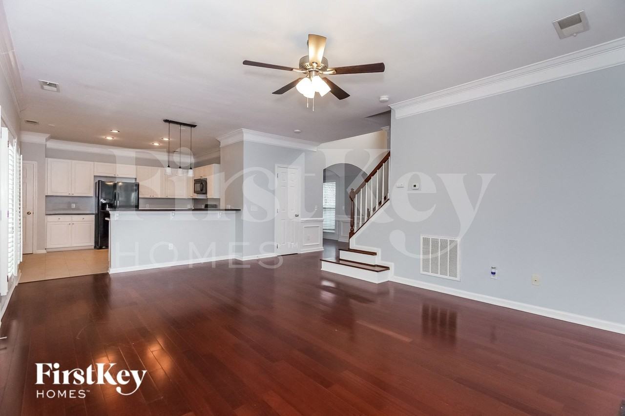 7632 Lady Bank Dr - Photo 3 of 15