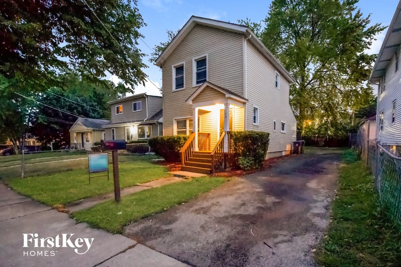 709 Porter St - Photo 2 of 15