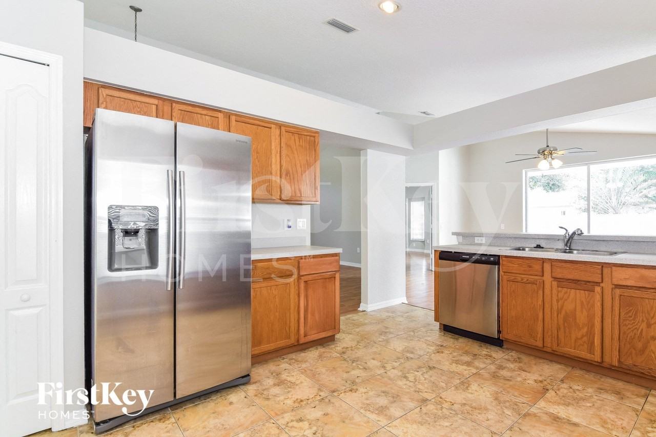 6931 Waterbrook Ct - Photo 7 of 15