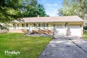 featured image of 6900 Fairlane Dr