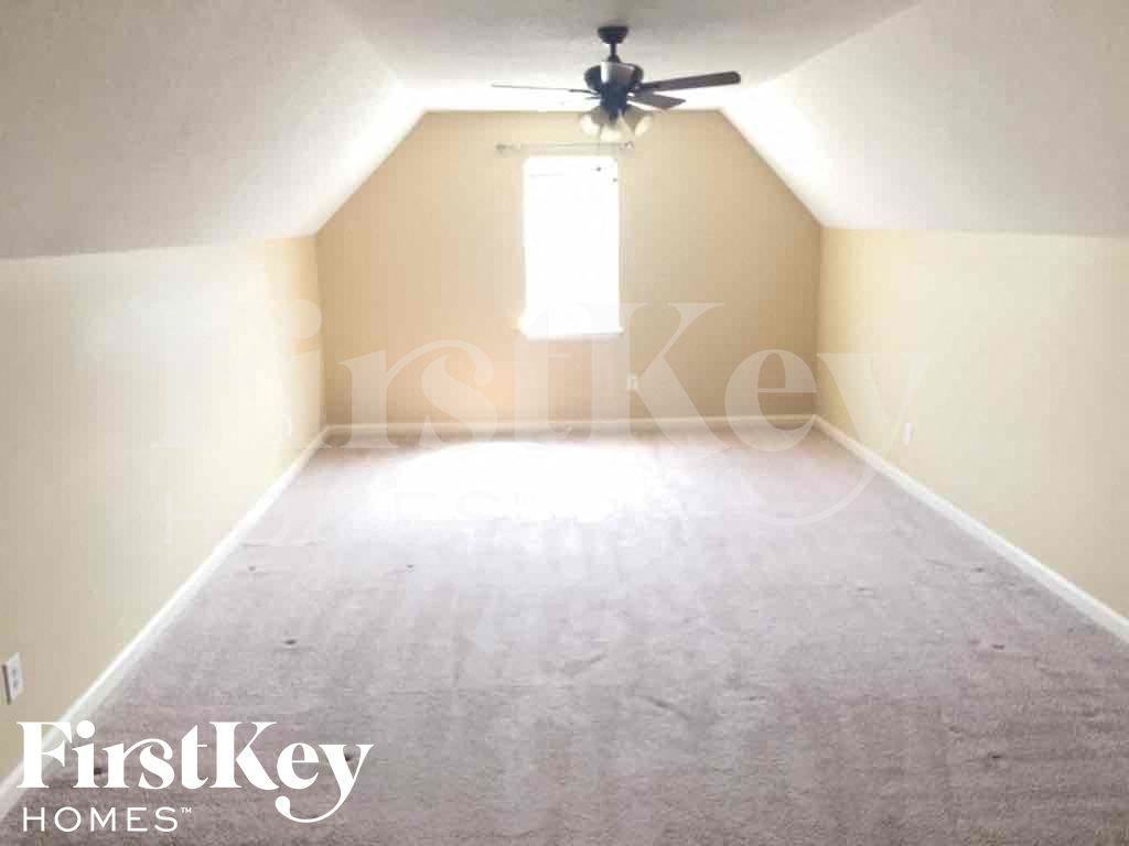 6706 Einat Cv - Photo 4 of 17