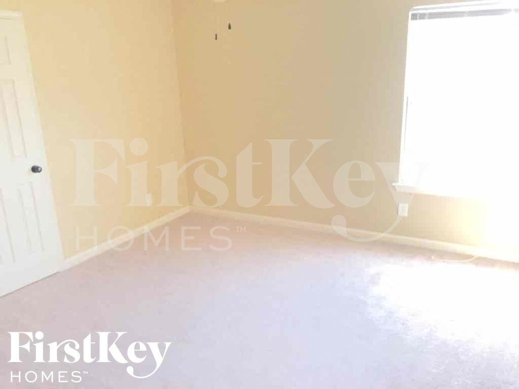 6706 Einat Cv - Photo 6 of 17