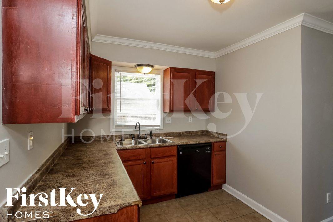 6609 Stockport Dr - Photo 5 of 15