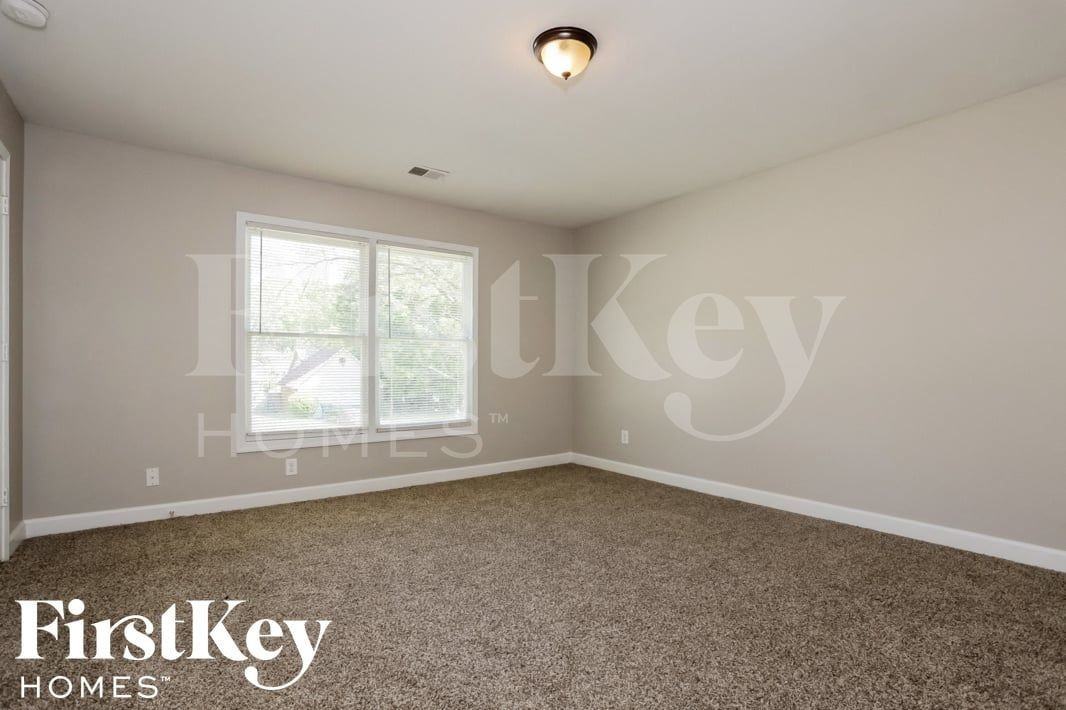 6609 Stockport Dr - Photo 6 of 15