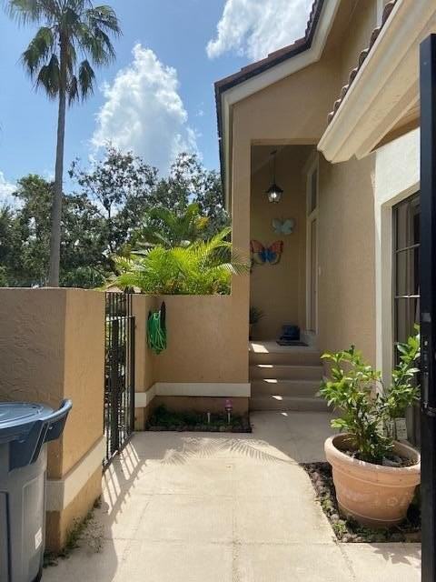 364 Prestwick Cir #4 - Photo 4 of 38