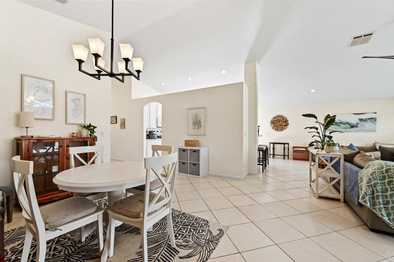 865 Se Westminster Pl - Photo 6 of 24