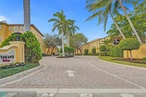 210 Ne 69th Cir - Photo 7 of 37