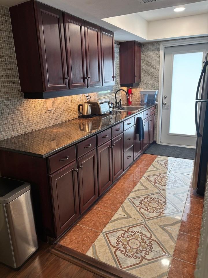 2151 Ne 42nd Ct #221 - Photo 4 of 31