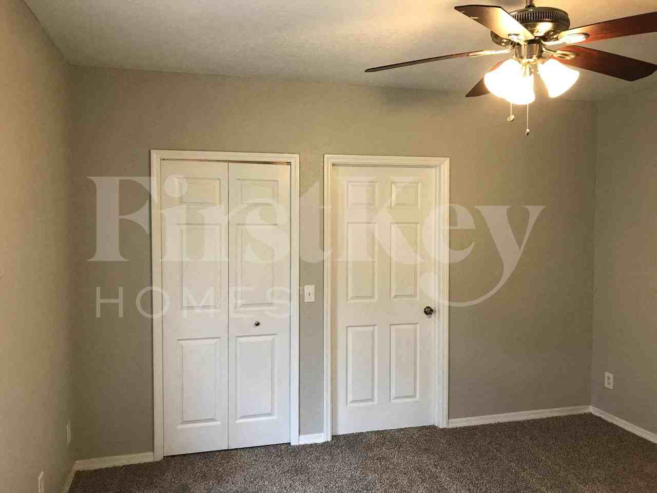 5351 Sylvania Ave - Photo 7 of 21