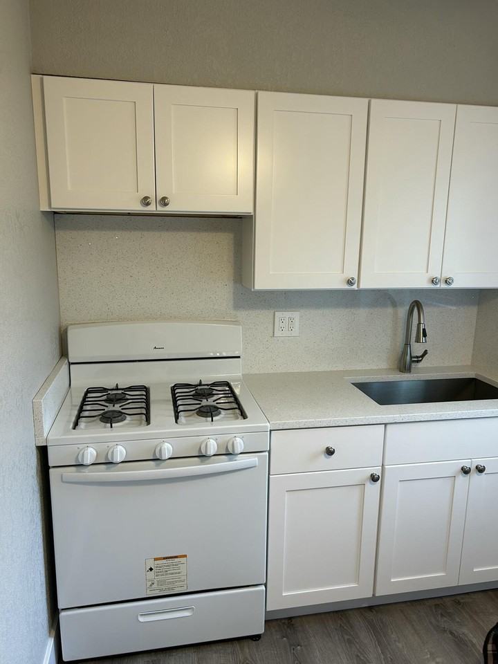 214 S Palmway #1 - Photo 7 of 8