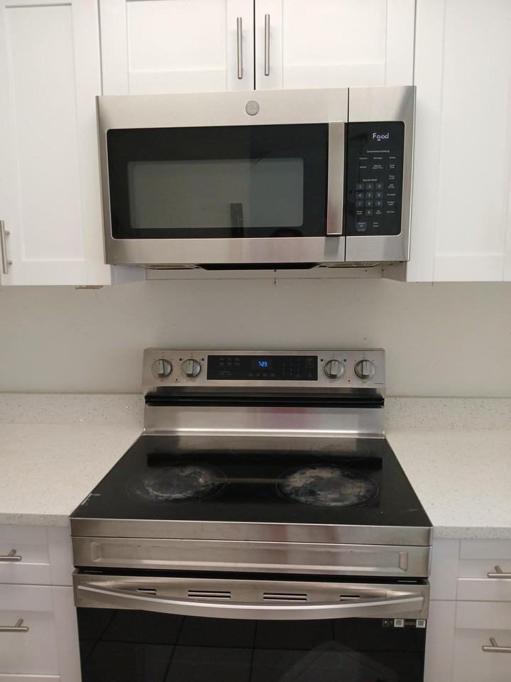 441 Cypress Way W - Photo 3 of 11