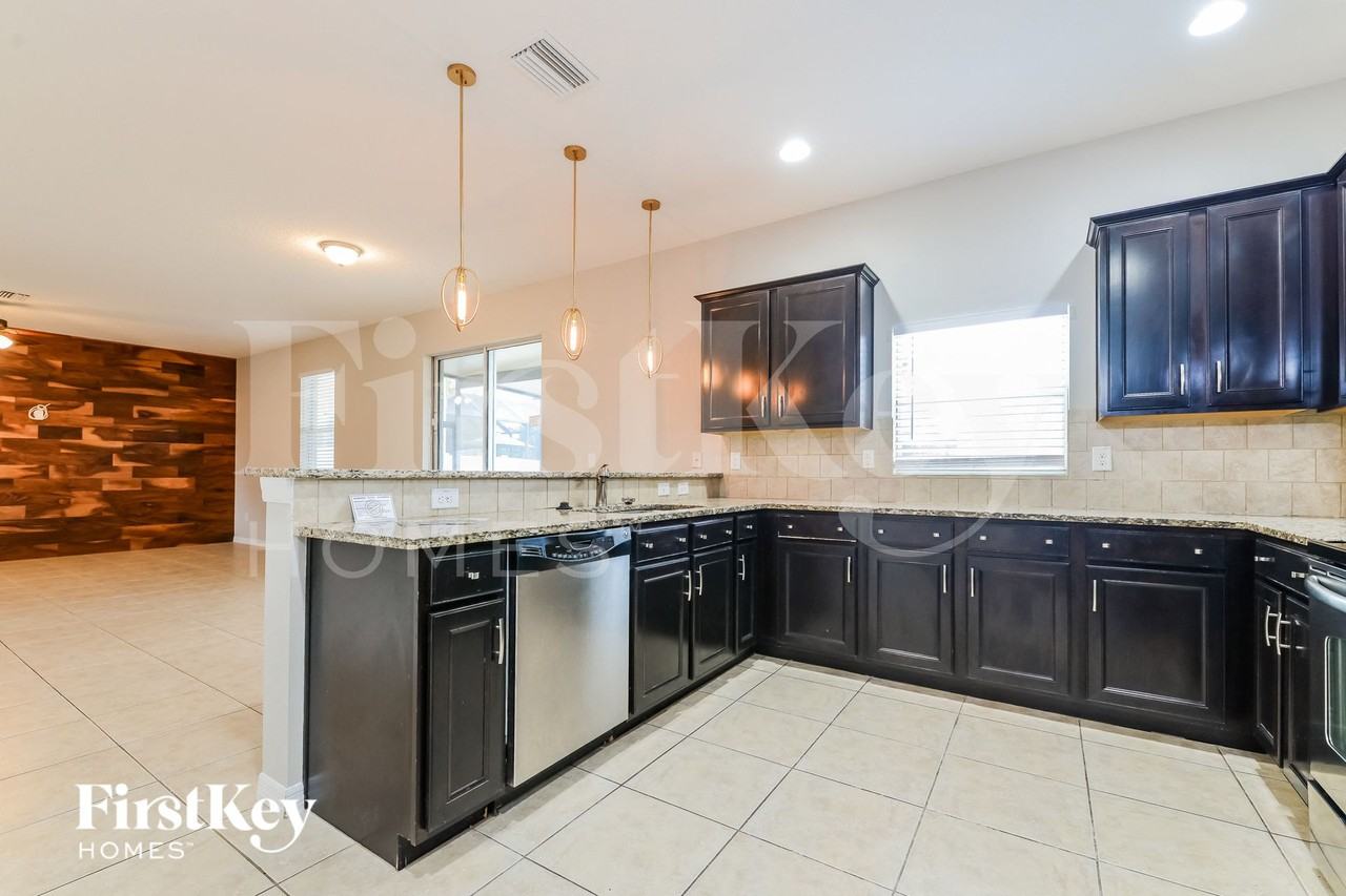 534 Vista Ridge Dr - Photo 4 of 15