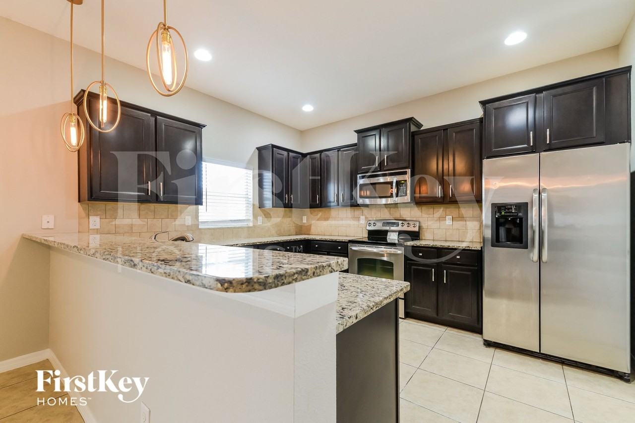 534 Vista Ridge Dr - Photo 5 of 15