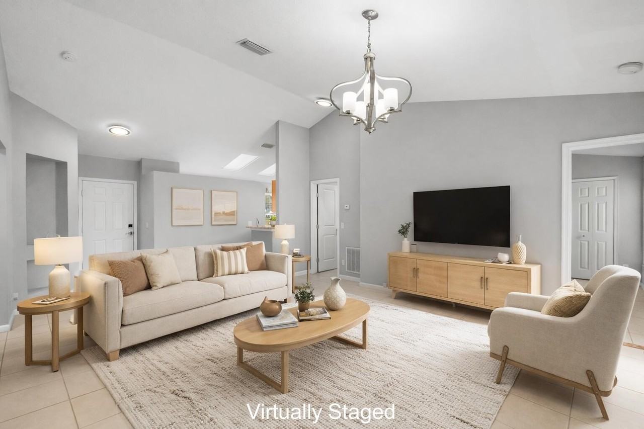 444 Sw Exmore Ave - Photo 6 of 19