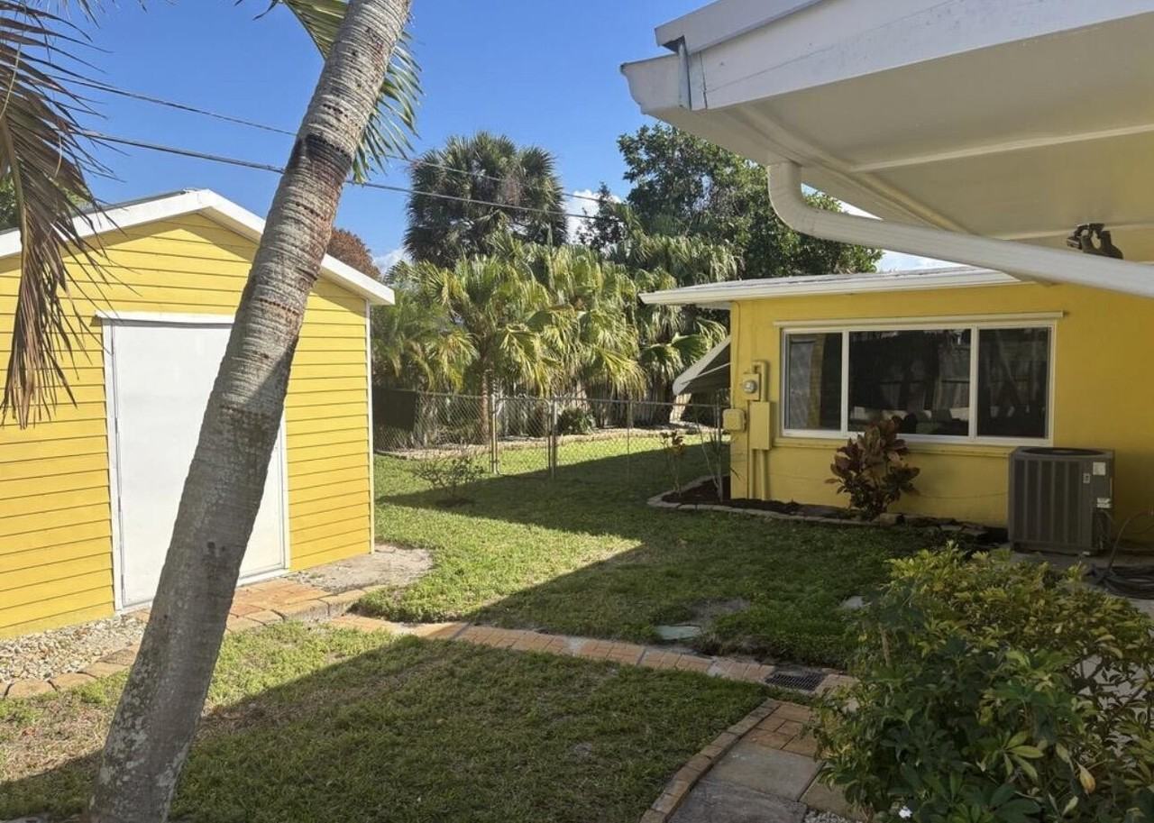 3393 Ne Sandra Dr - Photo 7 of 31