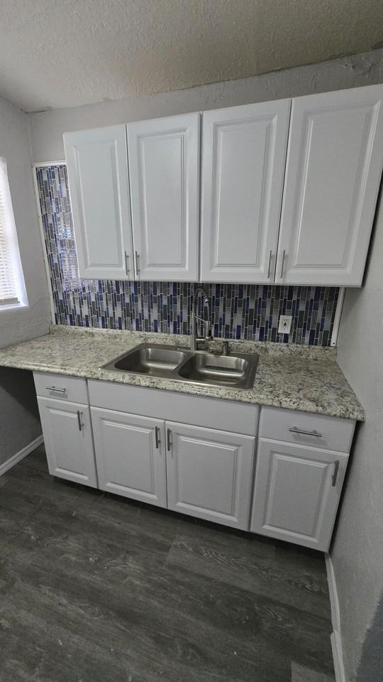 342 Nw 5th Ave #344 - Photo 5 of 8