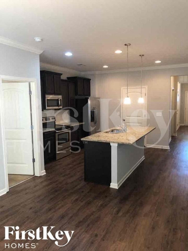 5037 Bella Ct - Photo 7 of 19