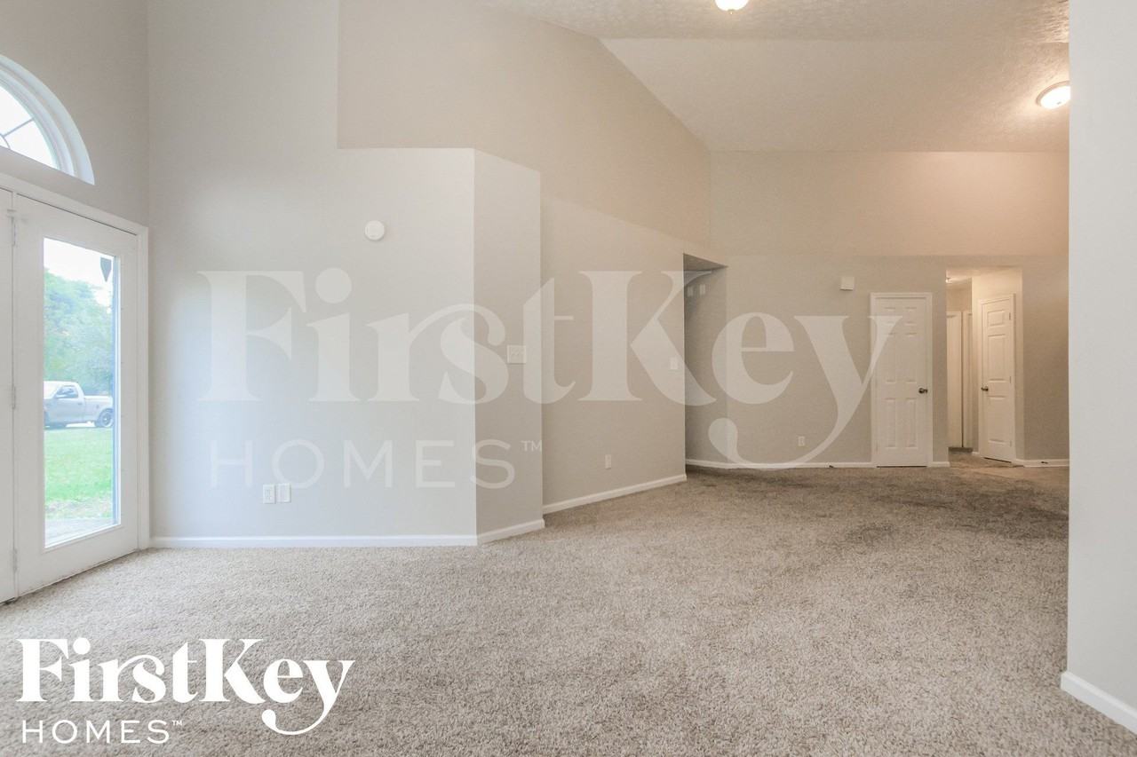 4622 Owls Nest Pl - Photo 3 of 15