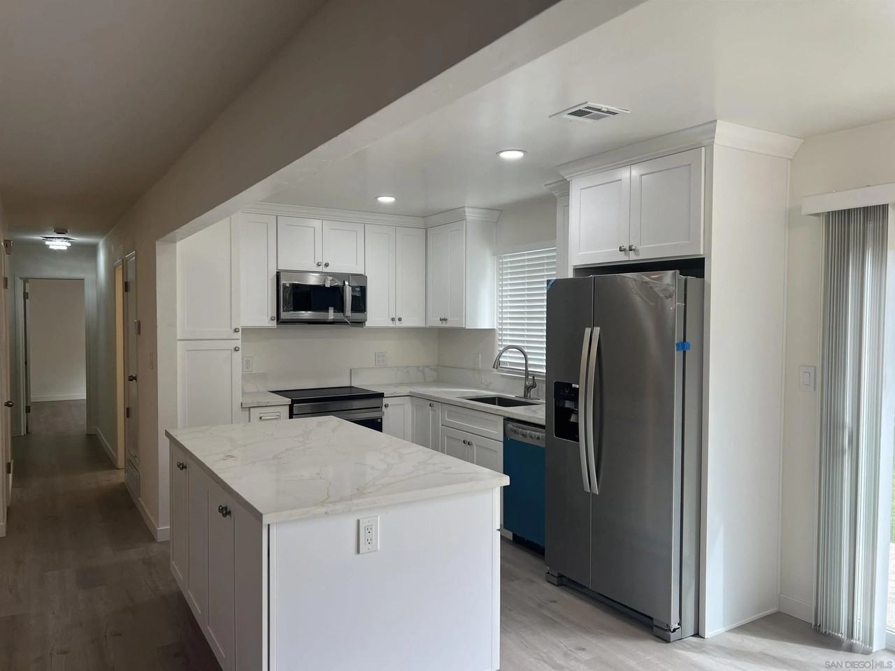 4849 Avocado Blvd - Photo 4 of 10