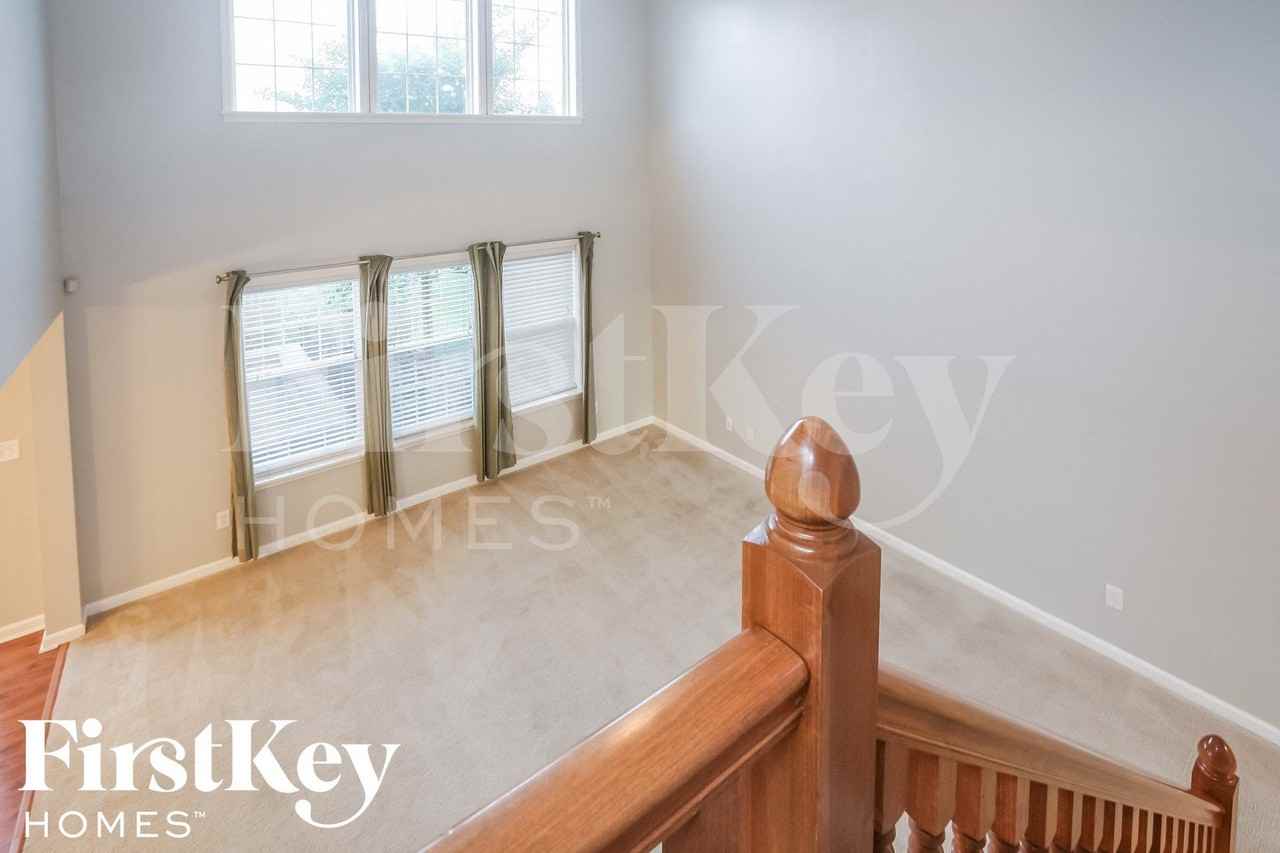 3807 Tartan Trl - Photo 4 of 15