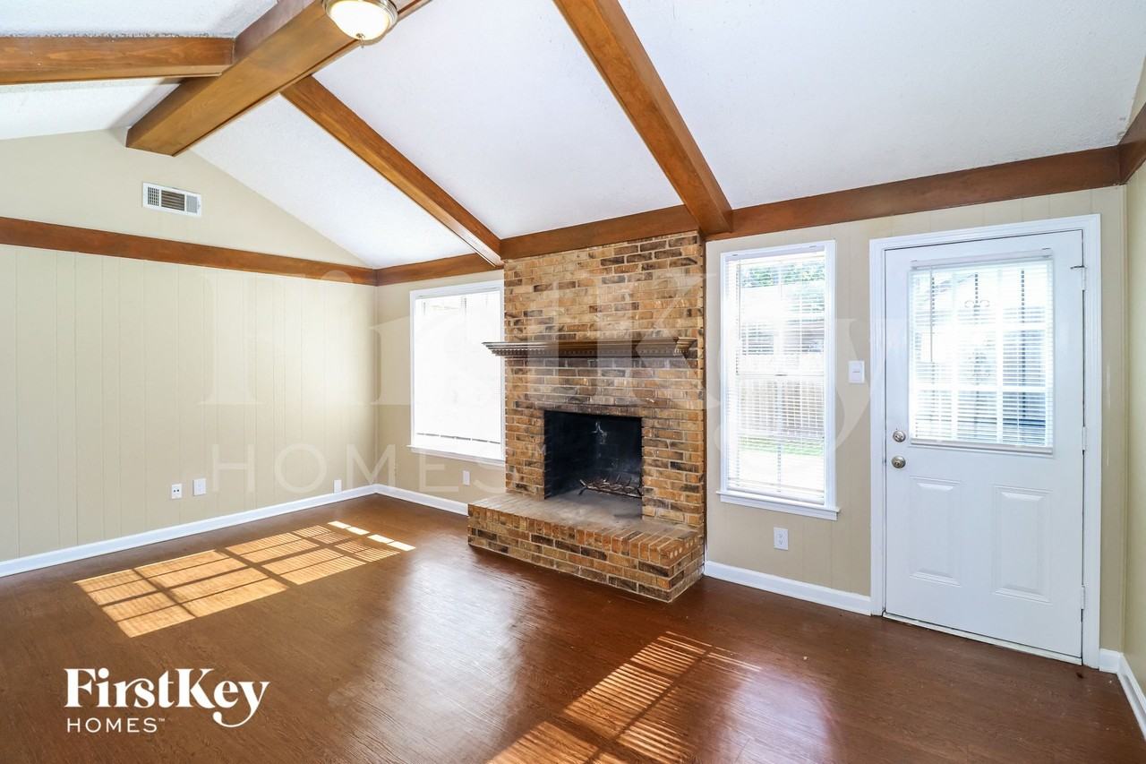 3511 Morning Light Dr - Photo 3 of 15