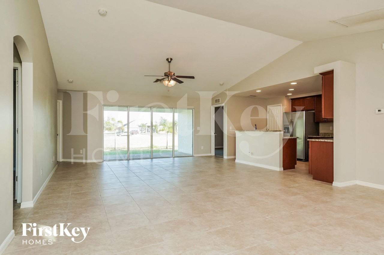 3507 Nw 19th Ter - Photo 2 of 16