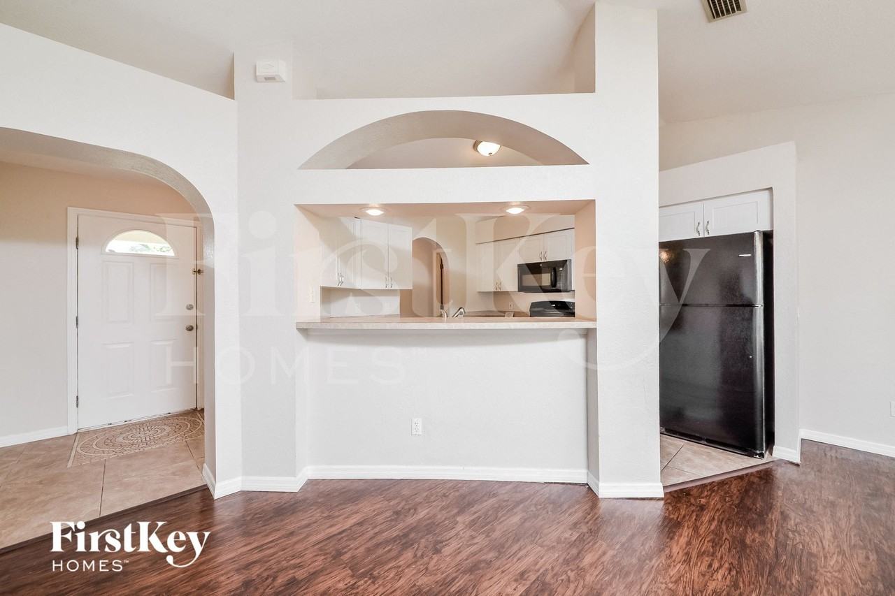 3474 Tupelo Ave - Photo 5 of 15