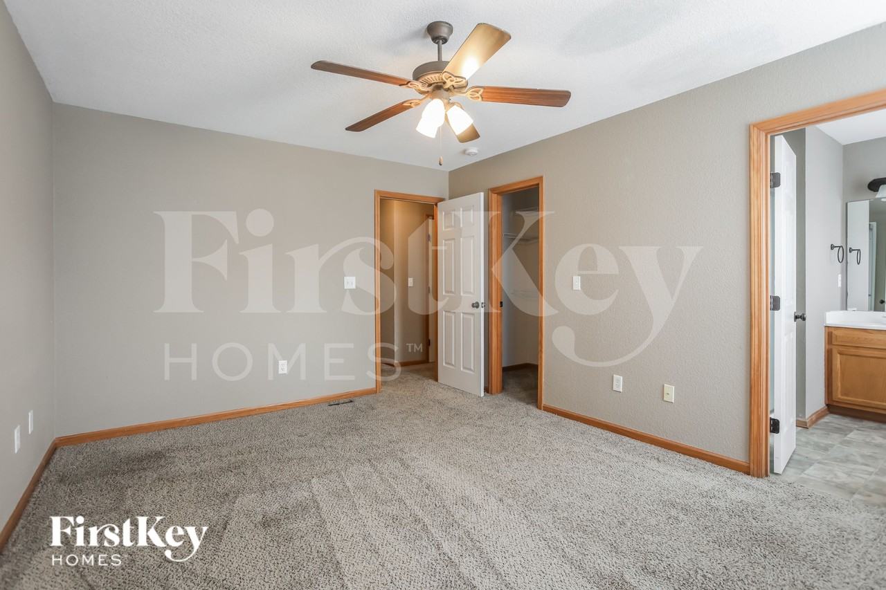 316 Ne Coldwater Creek Dr - Photo 7 of 15