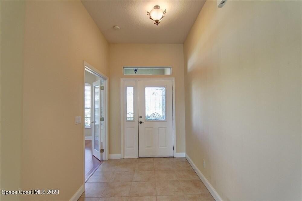 1175 Clubhouse Dr - Photo 2 of 34