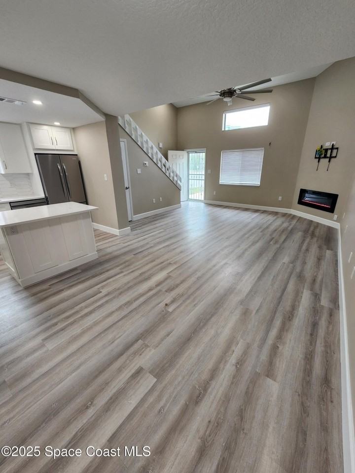 304 Wilson Ave - Photo 7 of 41